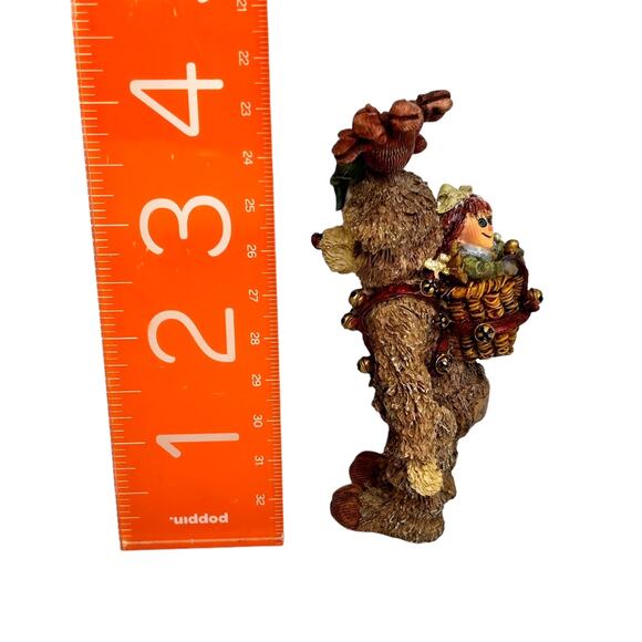 Boyds Bears Resin Ivy Mooselbeary Figurine Christmas Shoebox Bear - Picture 7 of 8